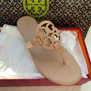 Tory Burch Miller Soft Leather Sandals Size 9 Light Sand